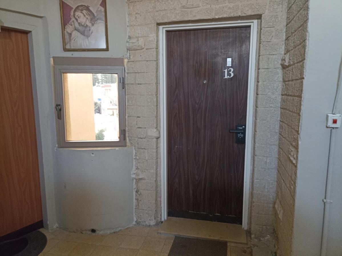 Allenby Guest House Haifa Bagian luar foto